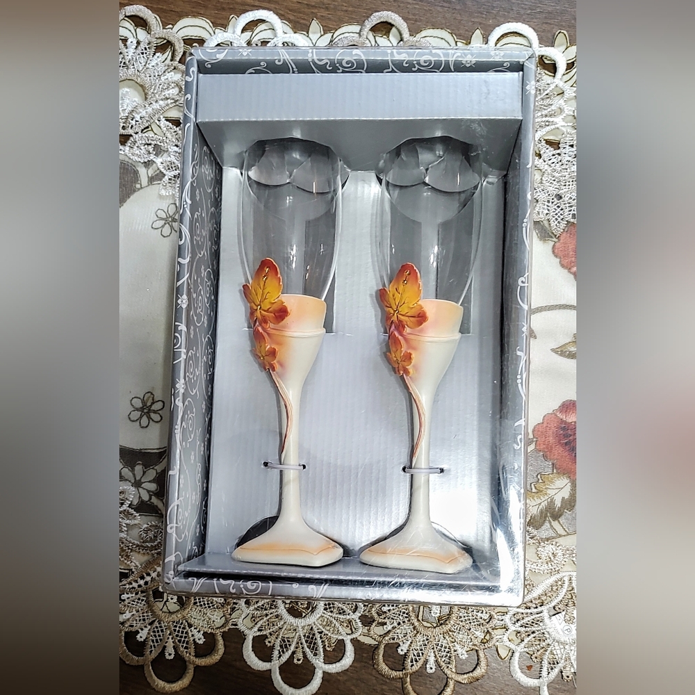 Elegant Orange Floral Stemmed Champagne Flutes - Set of 2 NWT In Box